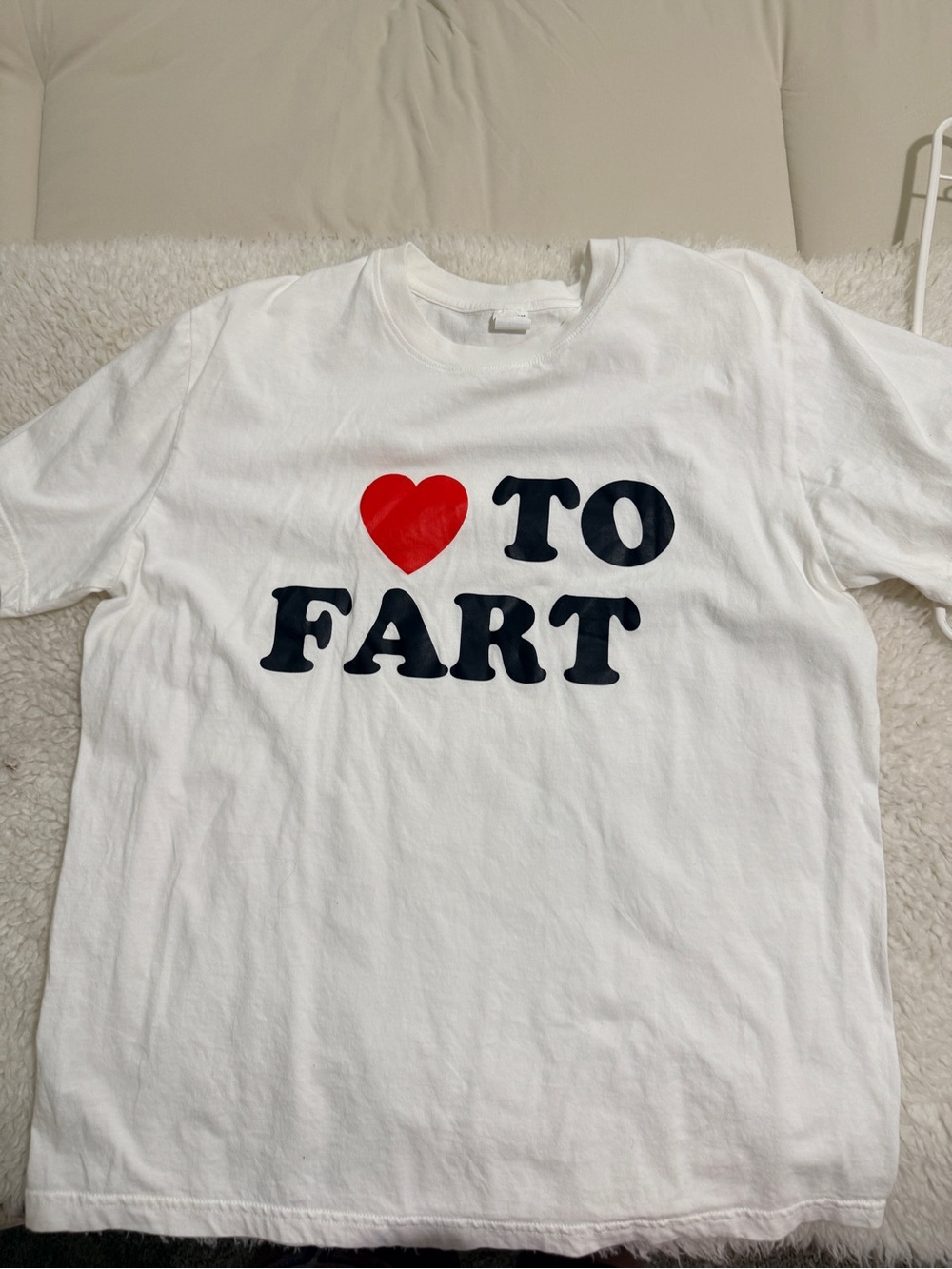 I Love to Fart Graphic Tee